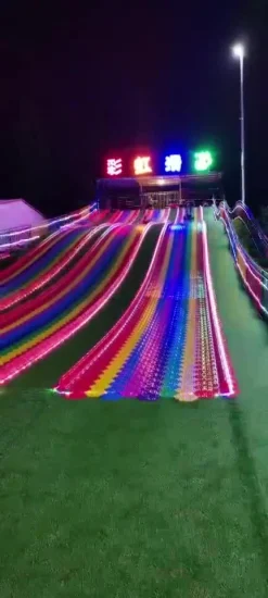 China Fornecimento ao ar livre playground de plástico seco arco-íris deslizamento de neve equipamento de parque divertido para parque de diversões